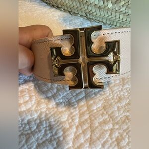 Tory Burch Beige and Gold double sided belt